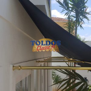 Toldo em Latão