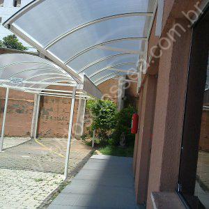 Toldos de Policarbonato Retrátil